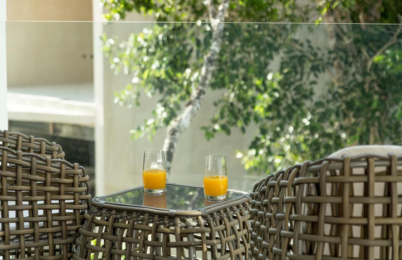 Quinto Sol Luxury By Mikitito