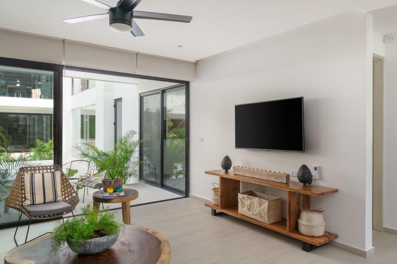 Beautifully Minimalistic Studio Wrapped In Nature By Stella *