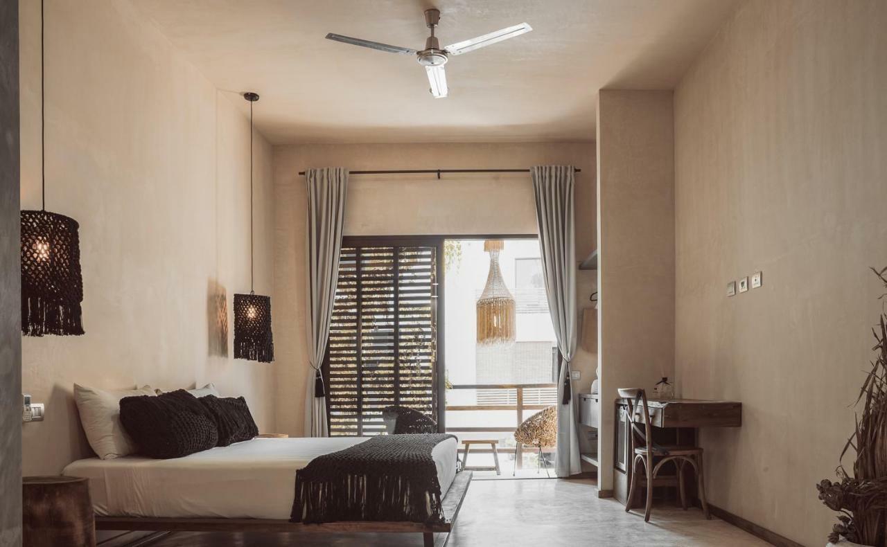 Era & Tulum