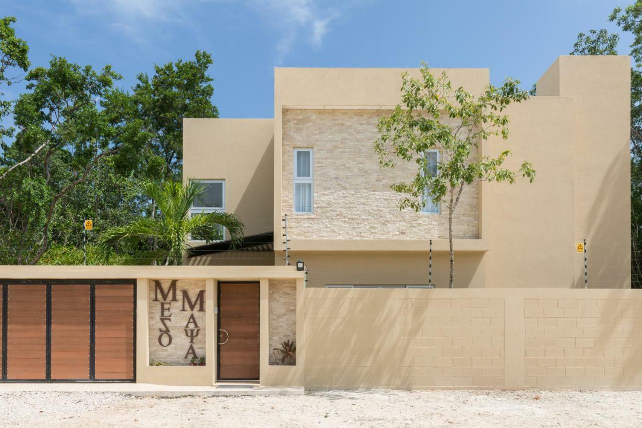 Private Modern Villa-pool Beds-ac-internet-parking-grill Сasa de vacaciones *