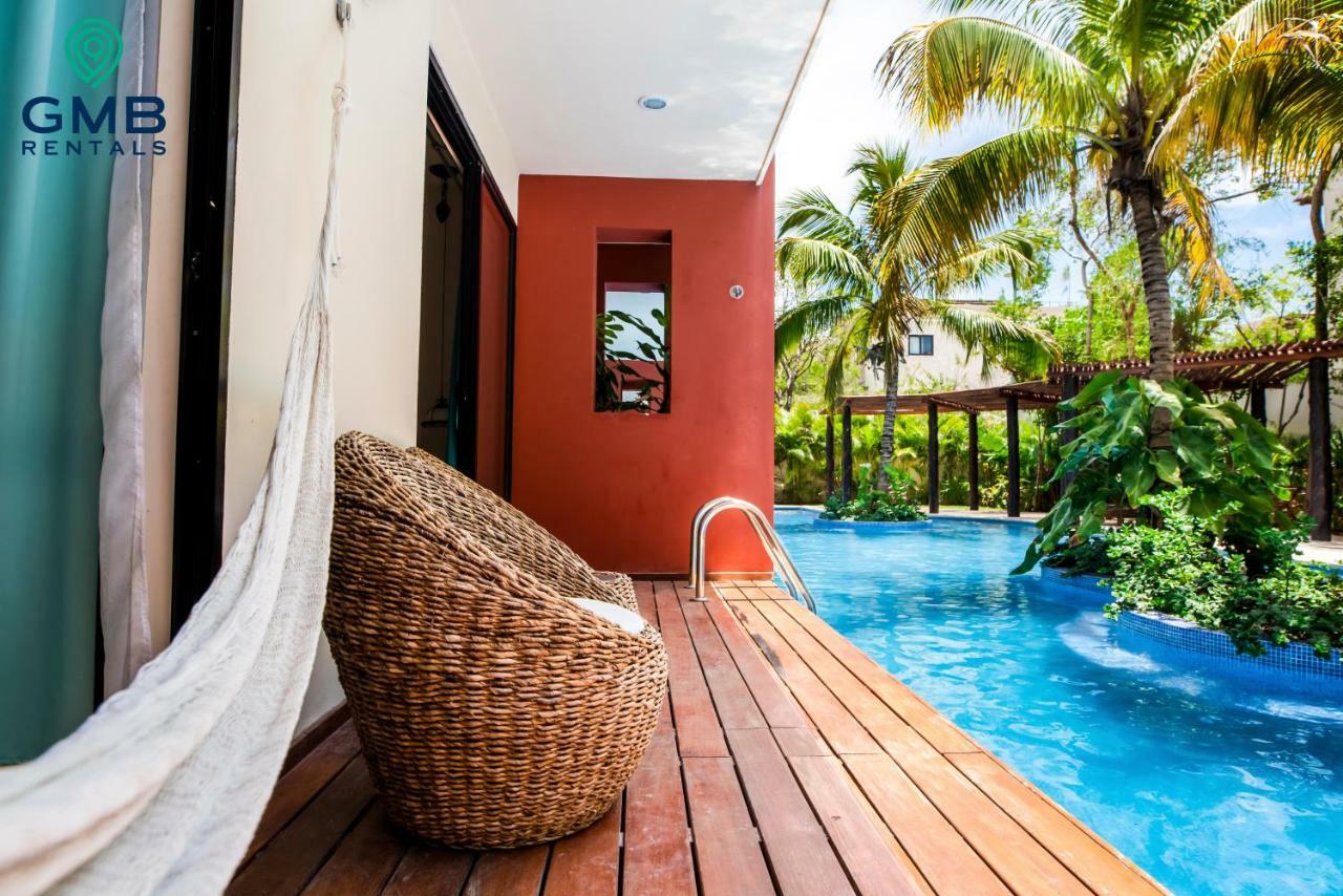 Swim Up- 2 Bdr & 2 Bike In Apartamento *