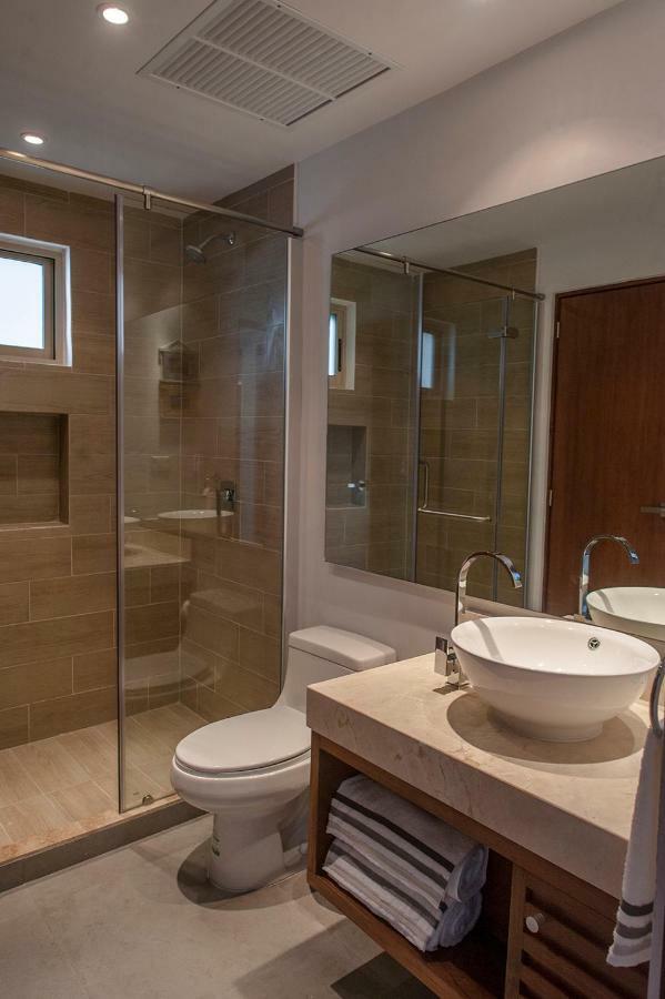 Serene Modern Condo, 2 Bd&snorkel&200 Mb Wifi