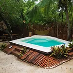 mangleX eco hotel Tulum