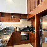 Dhalia - Private Roof With Pool & Beach Club Access
