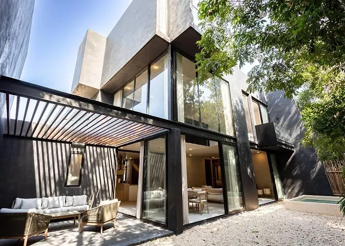 Villa De Lujo 5 Hab, Aldea Zama, Seguridad