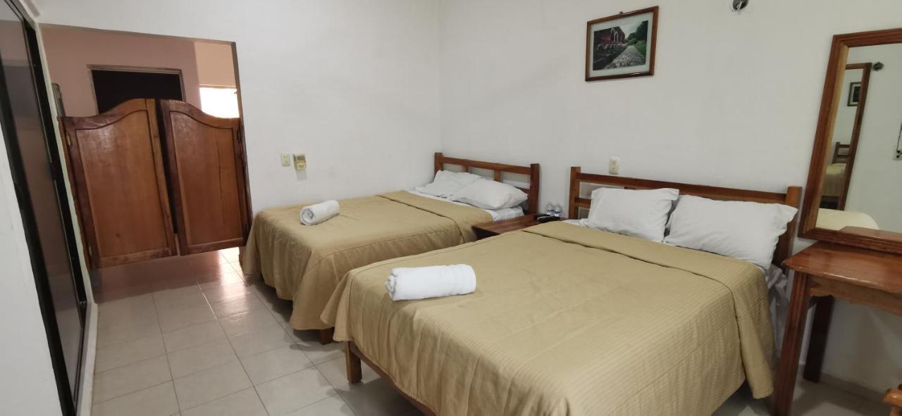 Iker Hotel