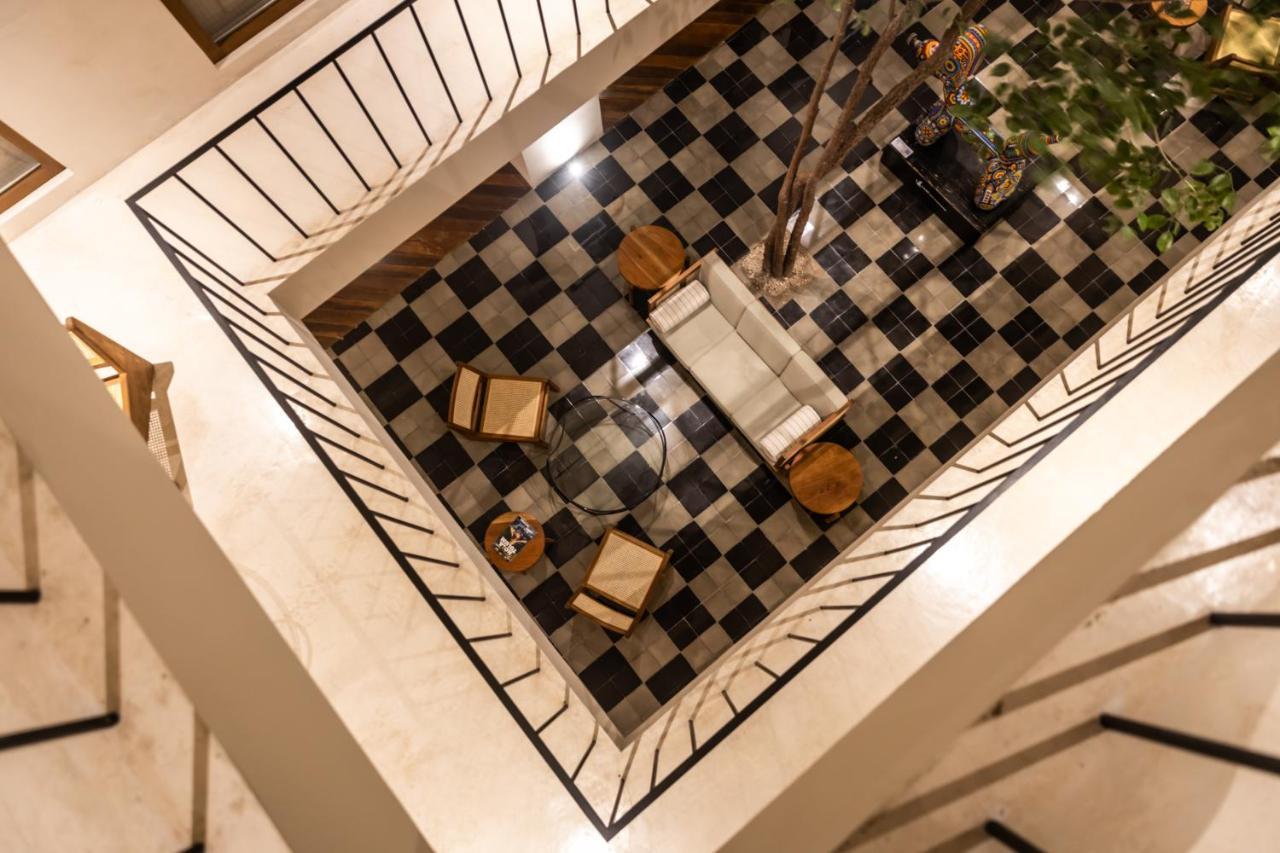 Downtown 4*