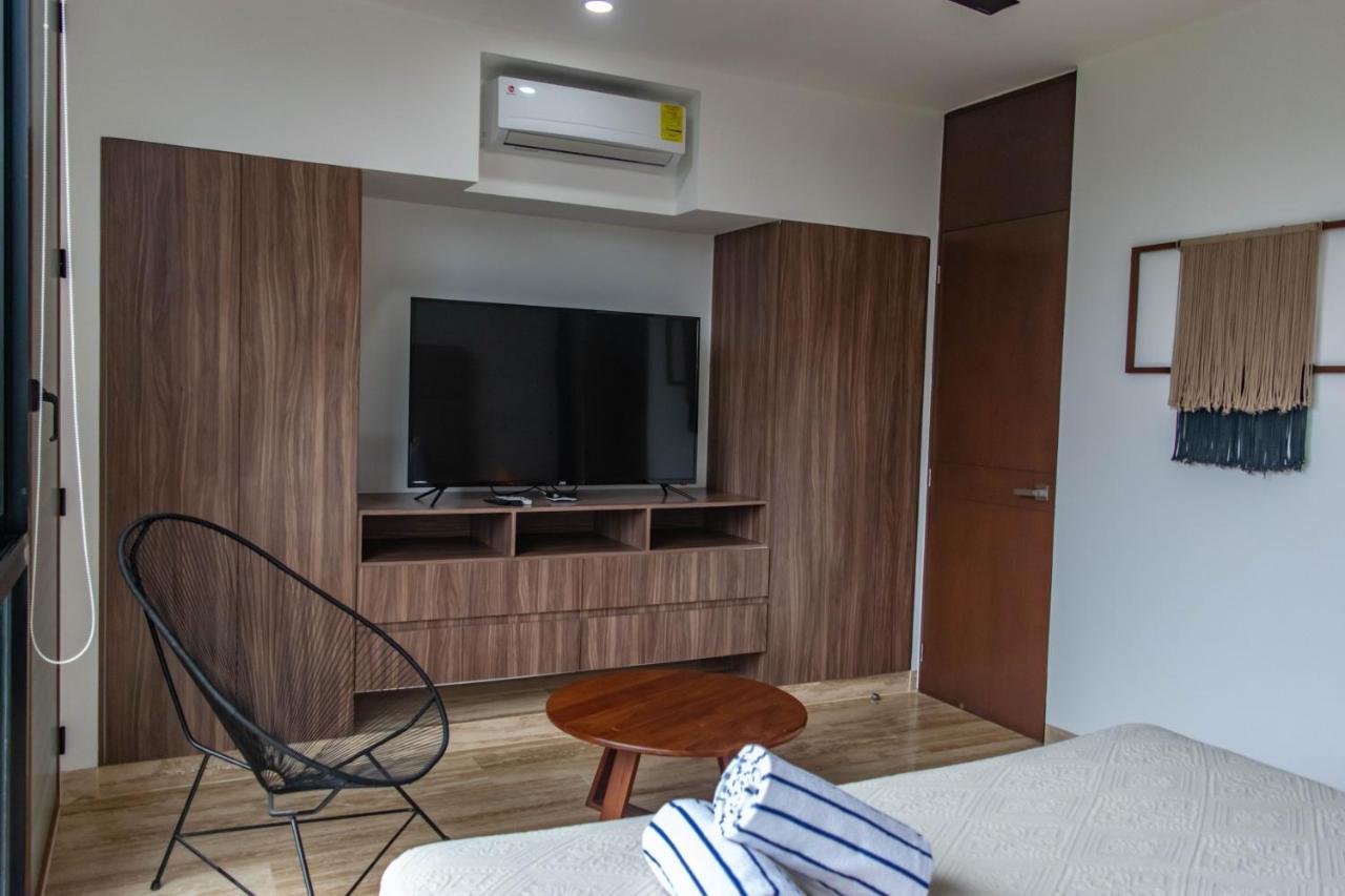 Apartahotel Amira 3*
