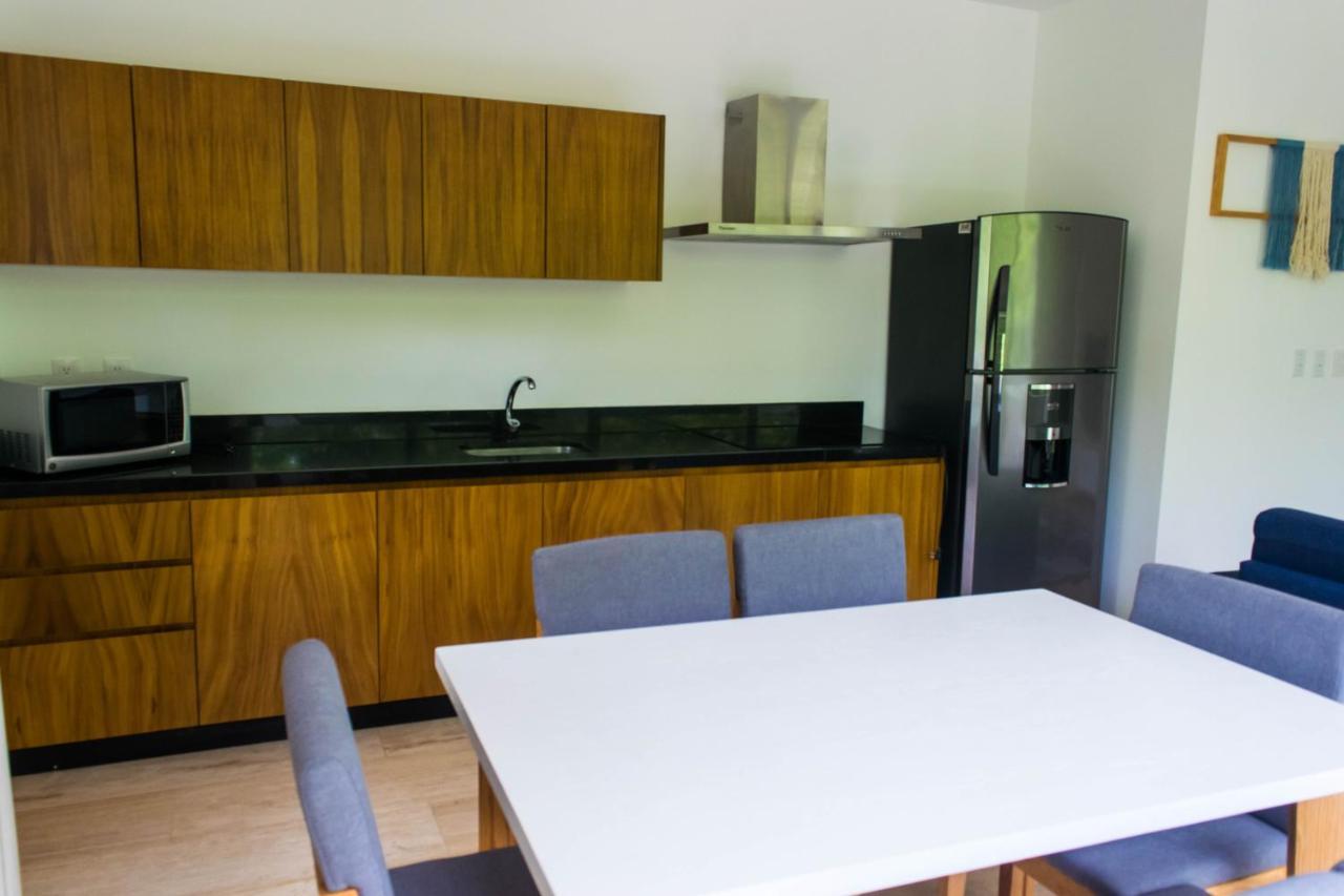 Amira Apartahotel 3*