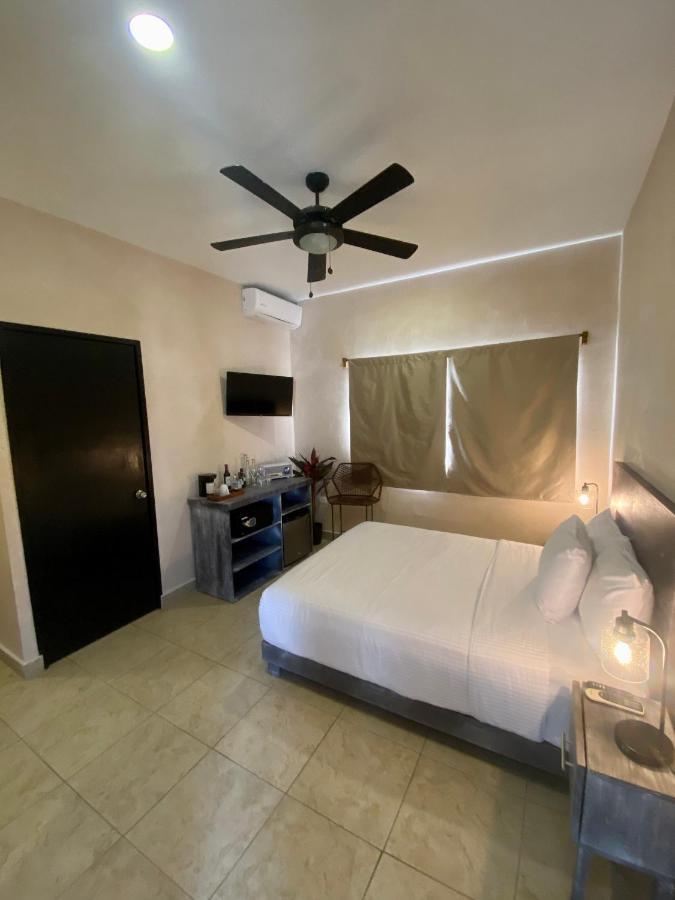 Hotel Barbarella (adults Only)