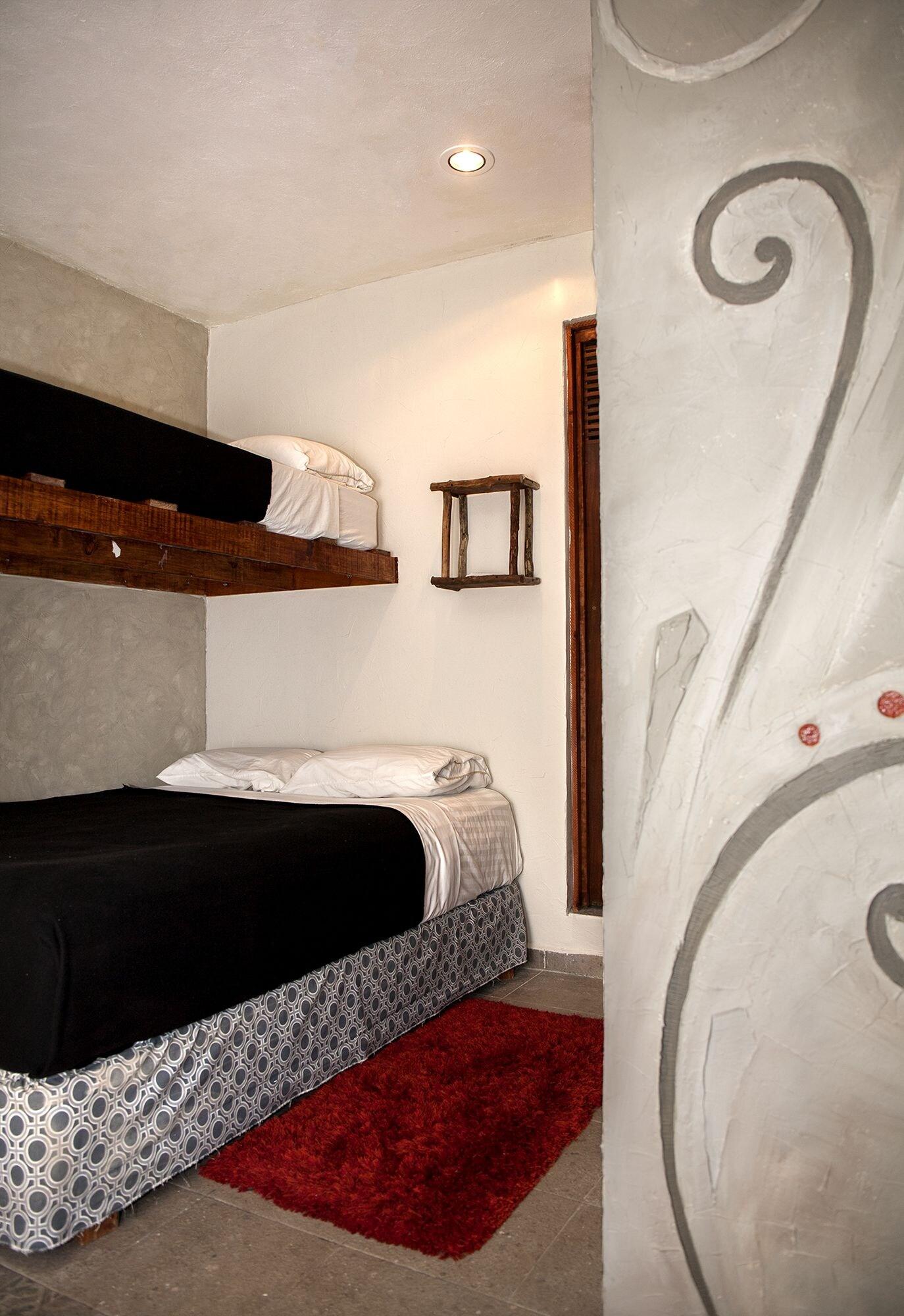 Hotel Lucky Traveler