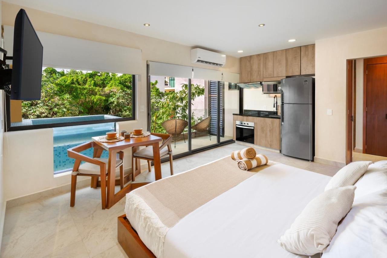 Apartahotel Cacao -luxury Condos- 3*
