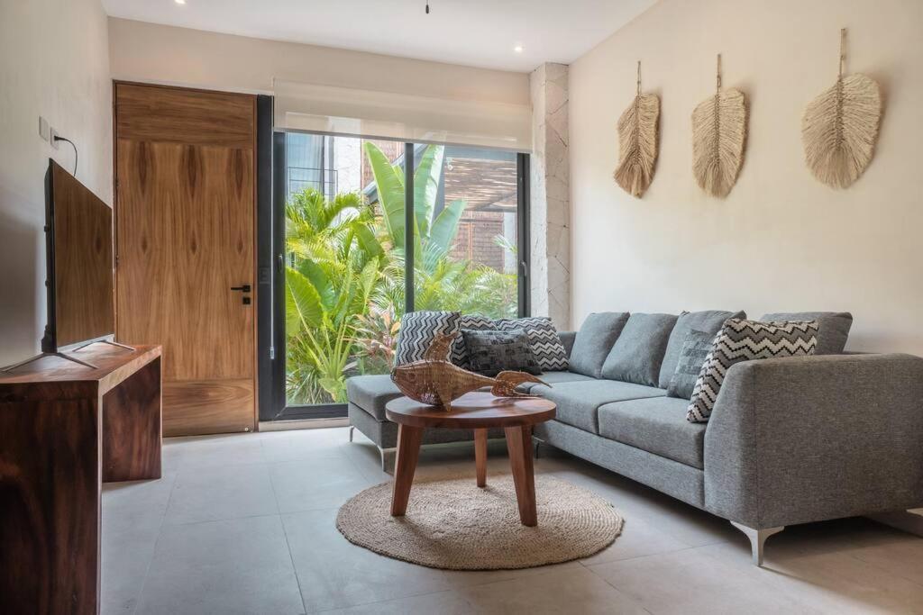 Toh1, Downtown Apartamento