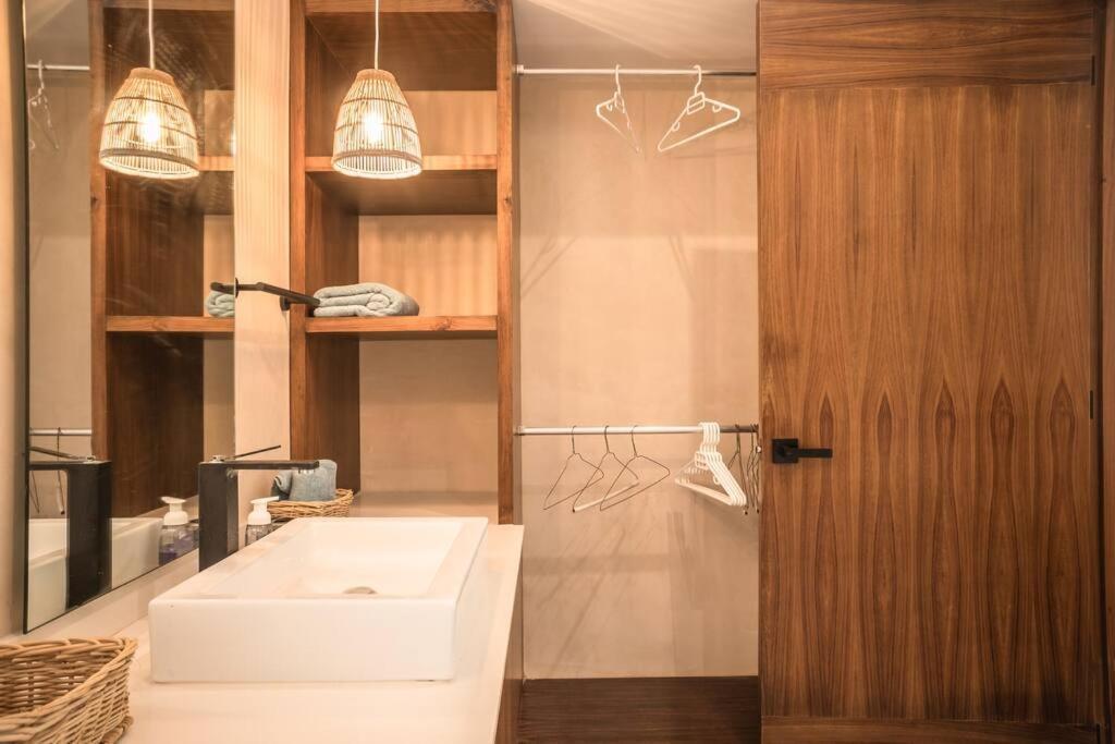 Toh1, Downtown Apartamento