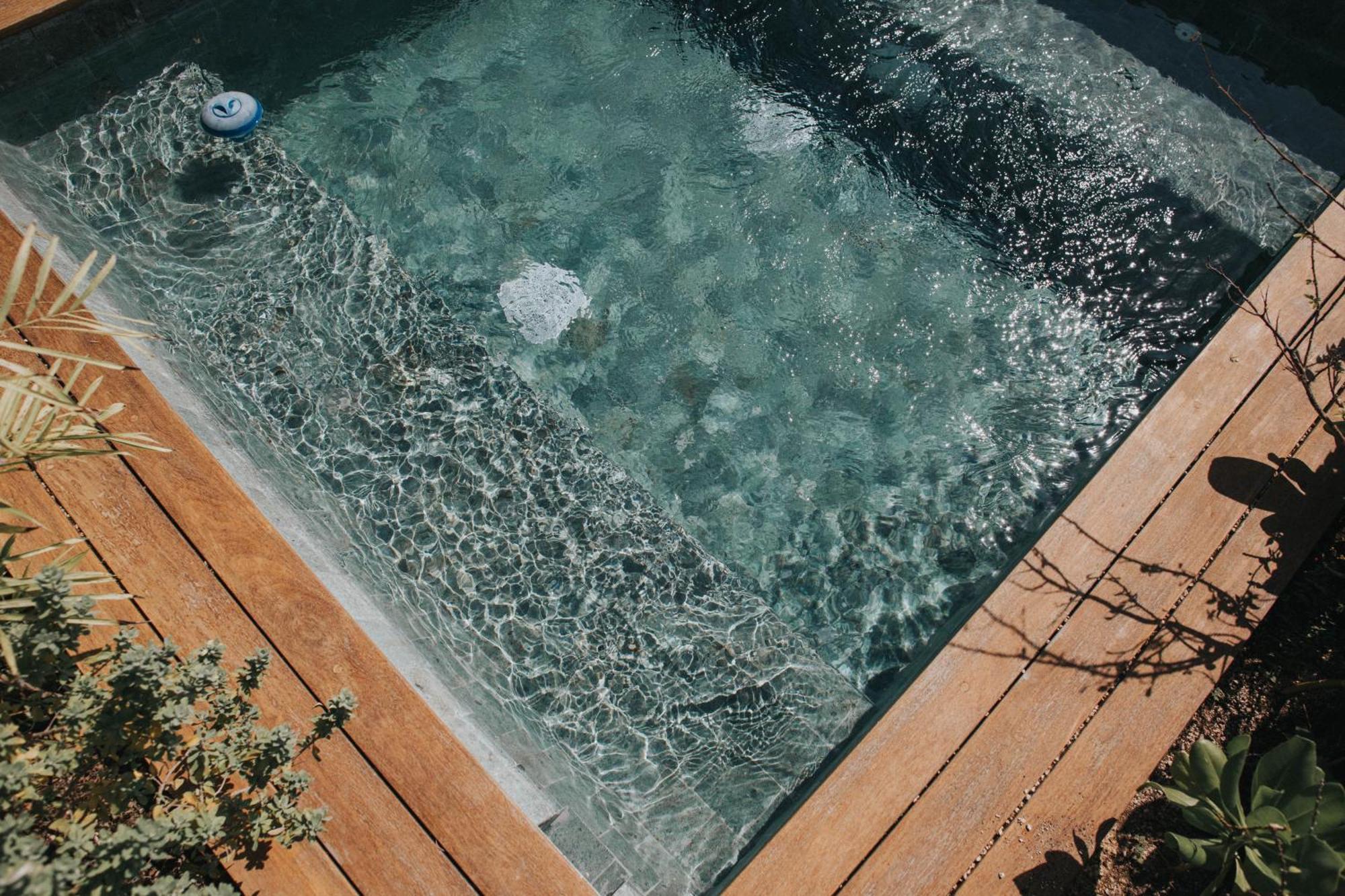 Peaceful Penthouse With Stylish Private Plunge Pool And Nature Views Apartamento