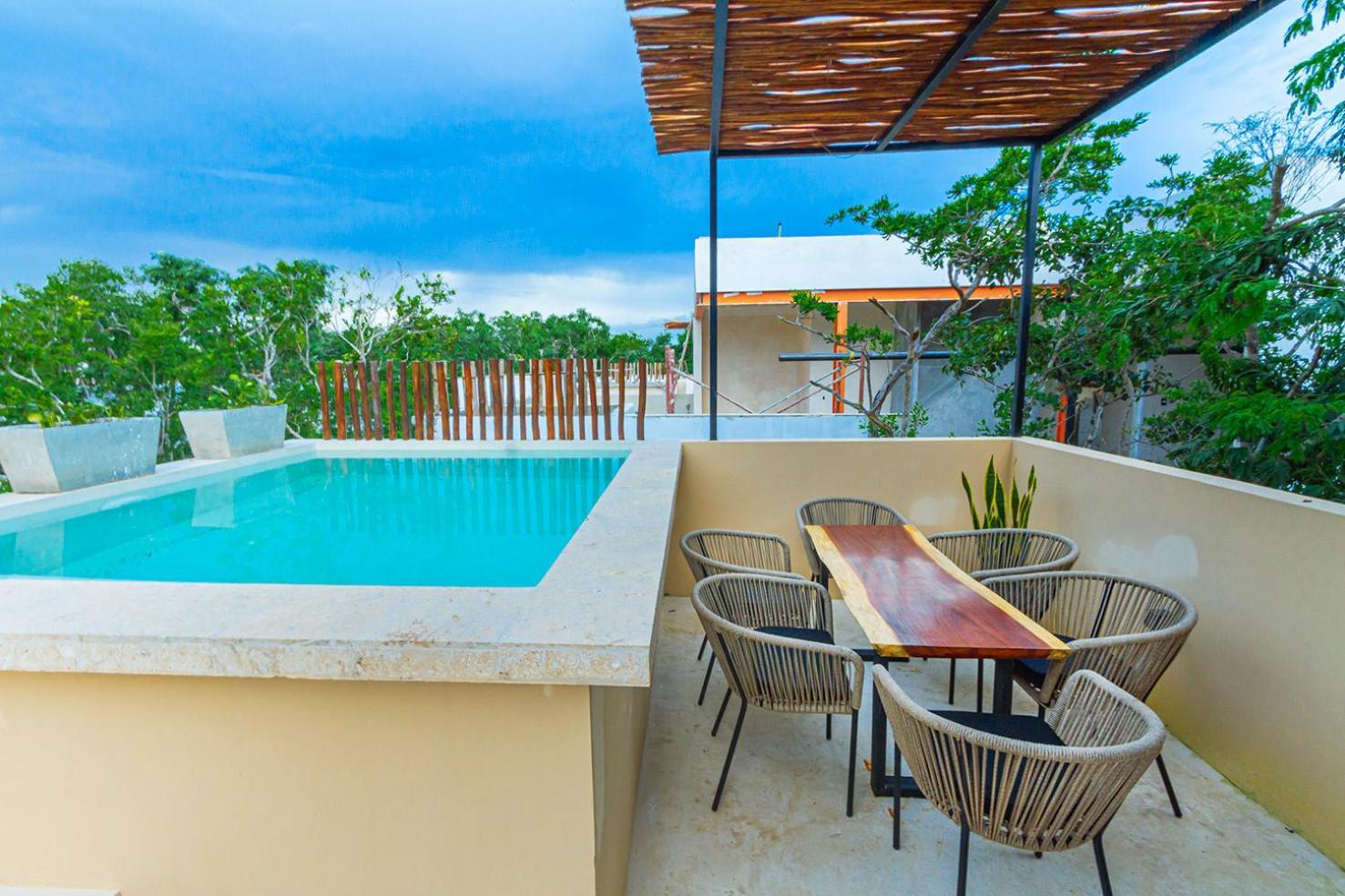 Amazing 3br & Private Patio With Pool In Mun 32