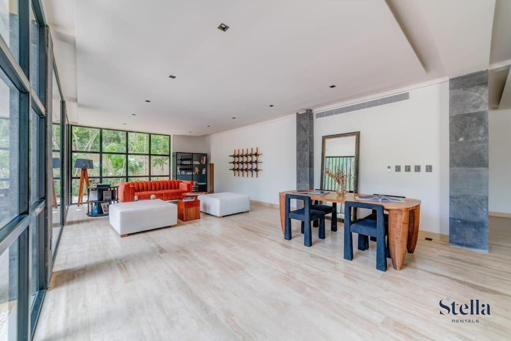 Apartamento Luxurious Oasis Jacuzzi With Art Gallery And Pool *