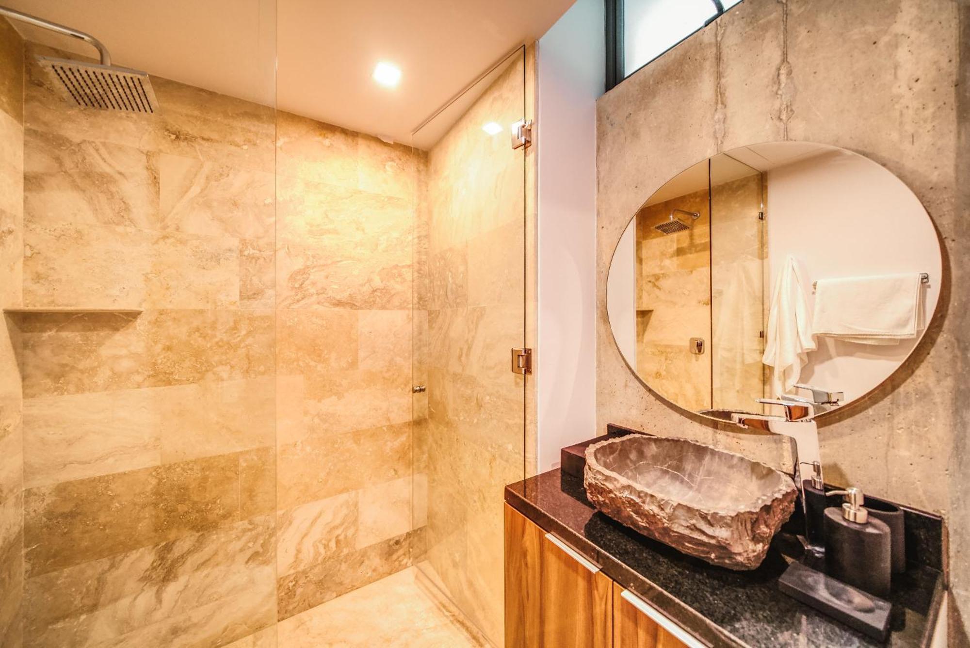 Apartamento Waterworld 2br On Cenote Pools And Gym Club Tulum