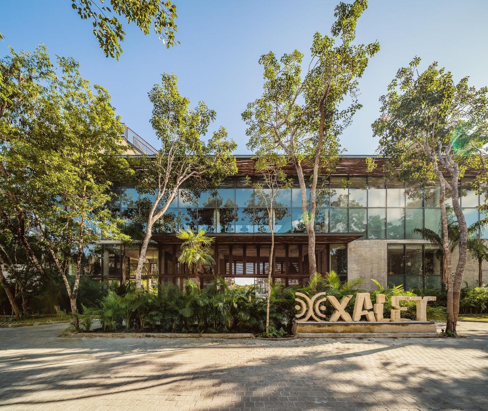 Waterworld 2br On Cenote Pools And Gym Club *