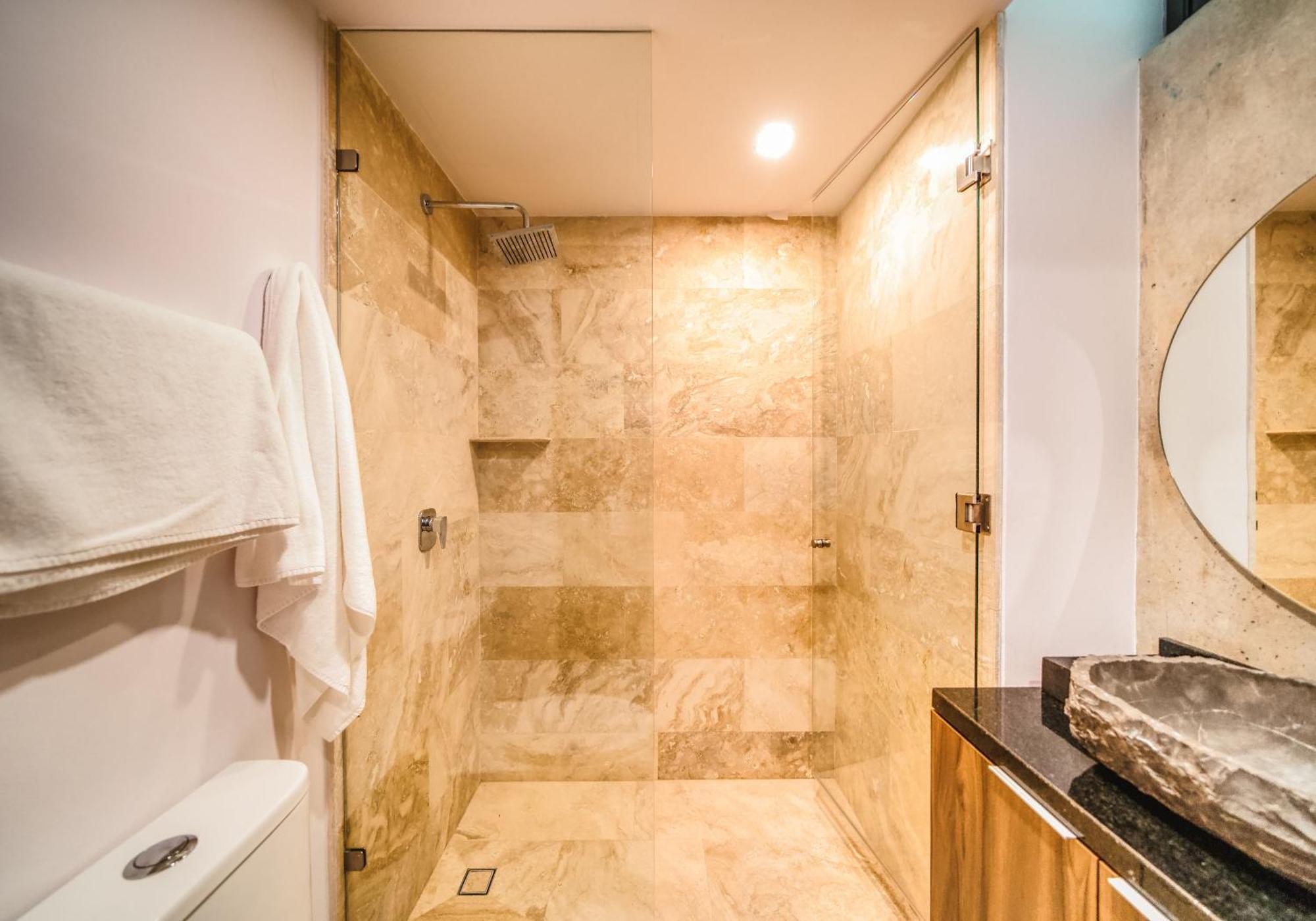 Waterworld 2br On Cenote Pools And Gym Club * Tulum