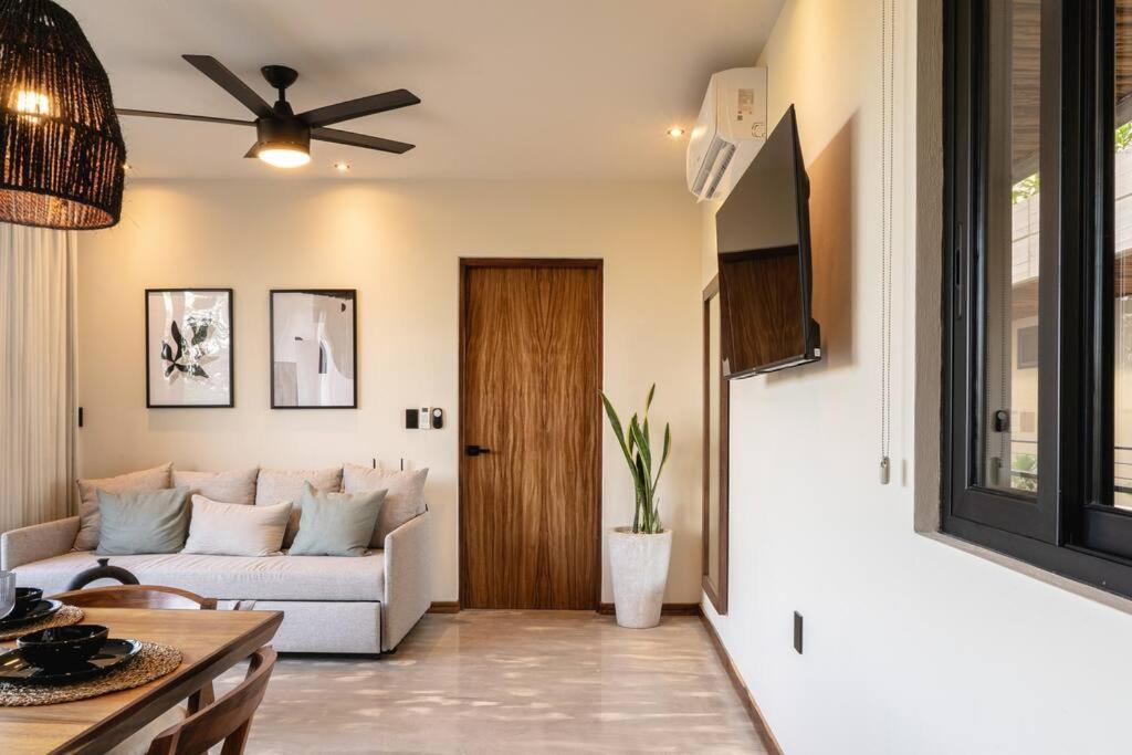 Apartment New 2 Bed And Bath - - Views To The Jungle *