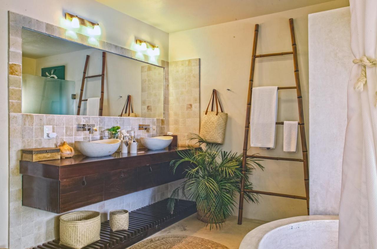 Mezzanine Boutique (adults Only)
