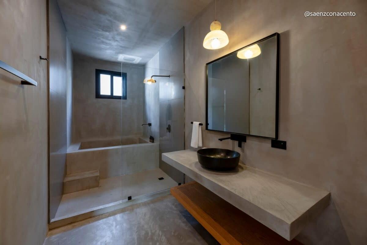 Brutalist 7Br Masterpiece Design, Luxury Pool Tulum
