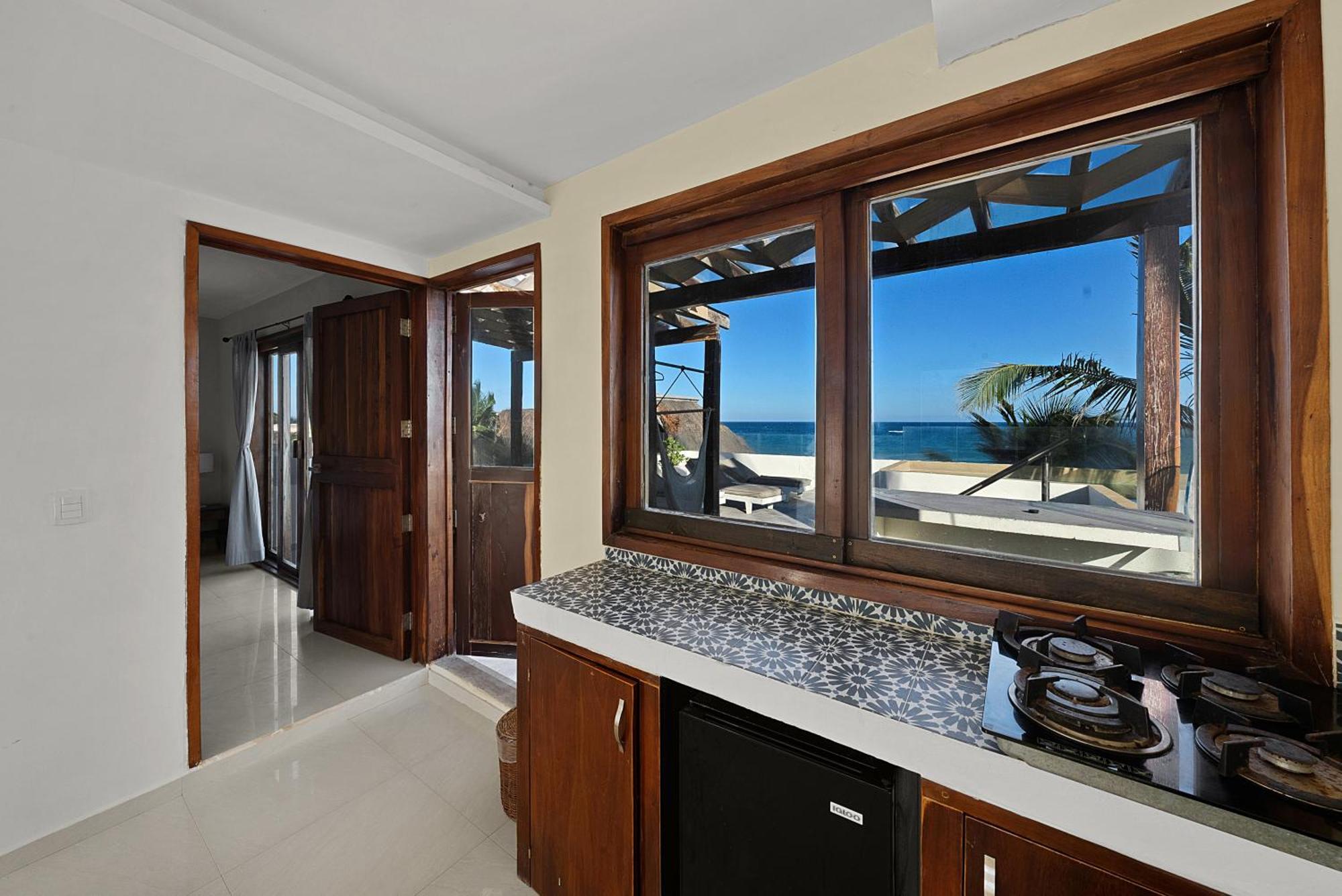 Playa Canek Beachfront Eco Hotel