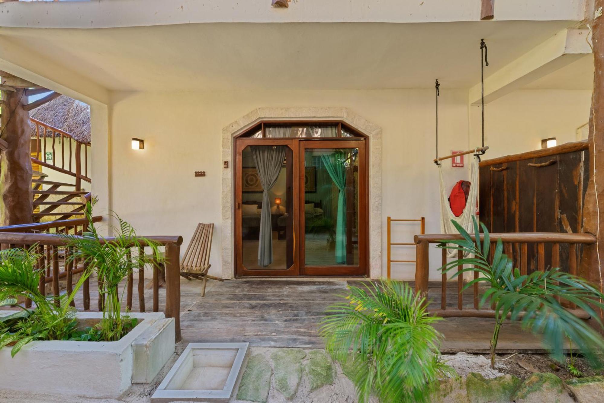 Playa Canek Beachfront Eco Hotel 4*