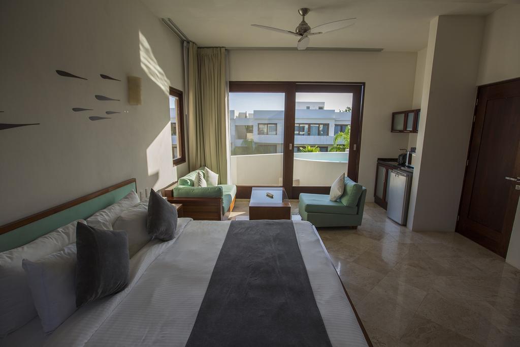 Intima Adults Only Hotel 3*