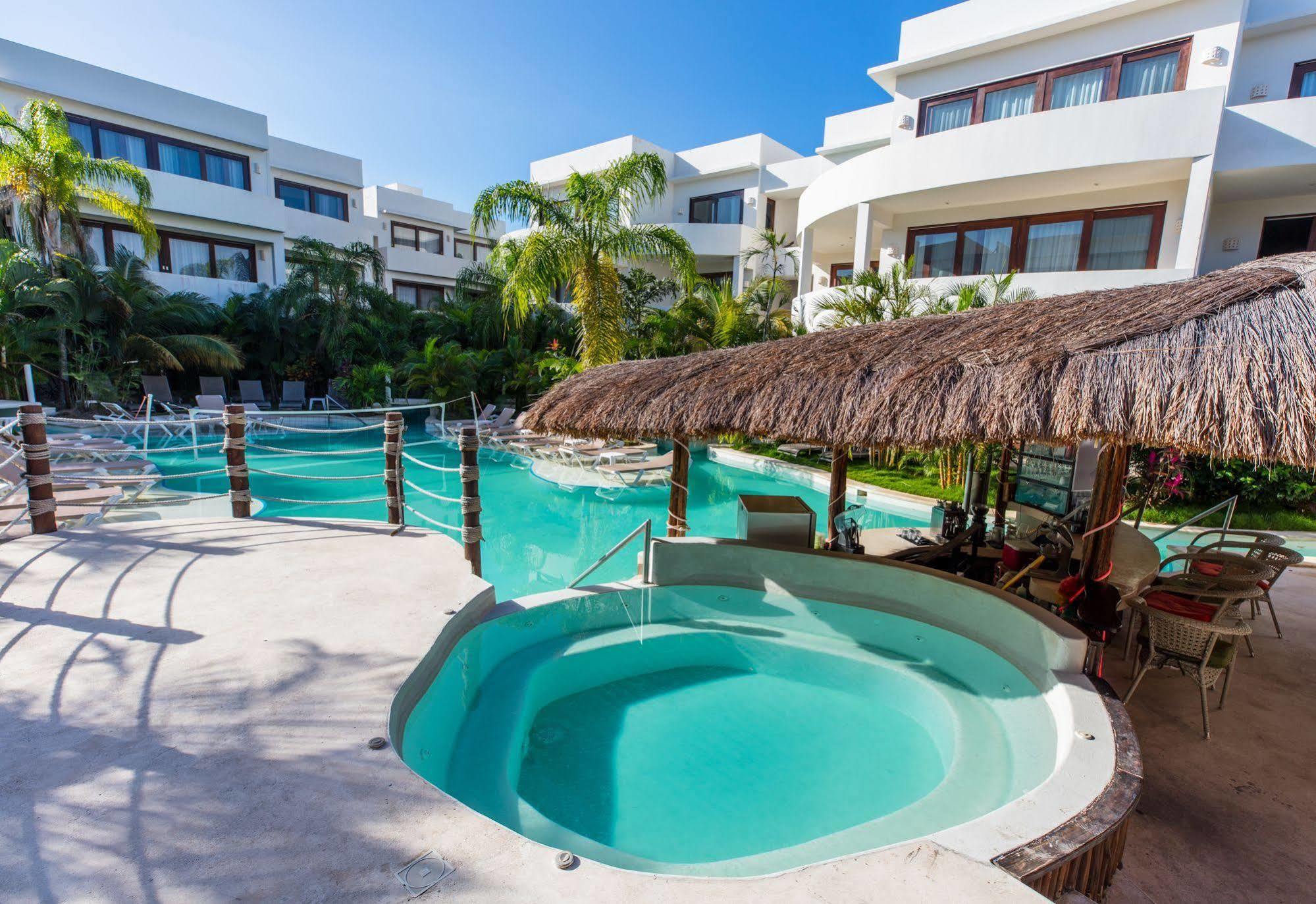 Intima Adults Only Hotel 3*