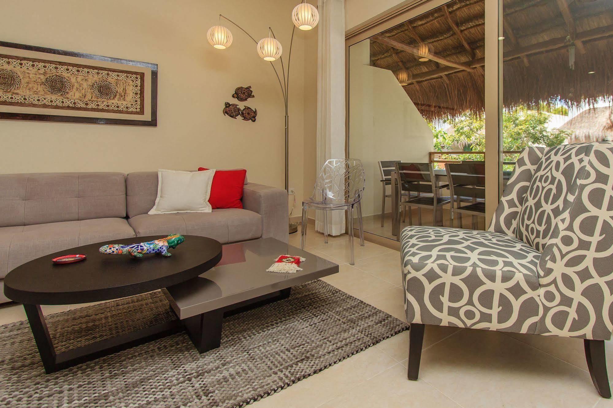 Perfectly Situated Between The & Town By Stella Hotel Tulum