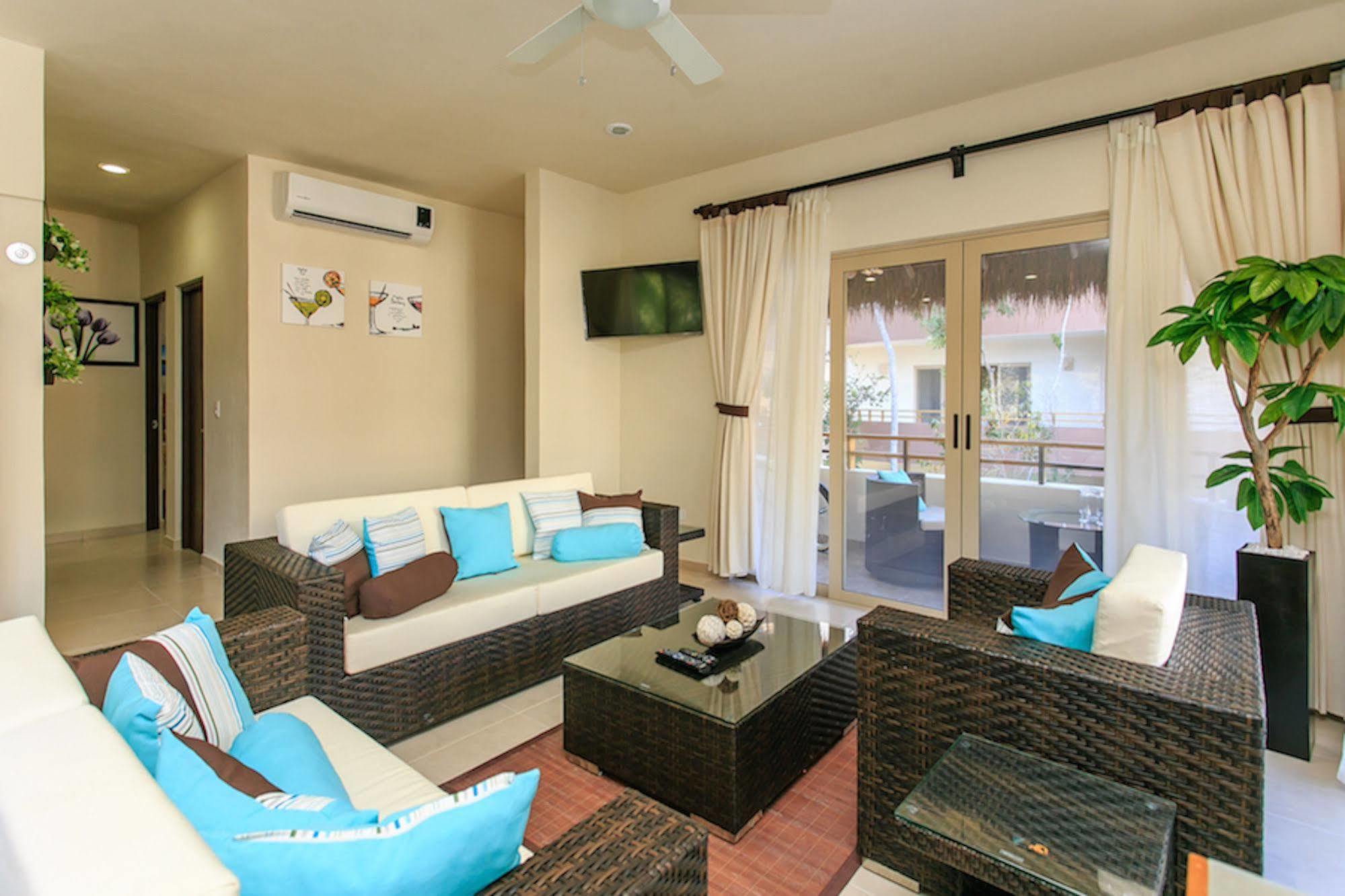 Hotel Perfectly Situated Between The & Town By Stella Tulum