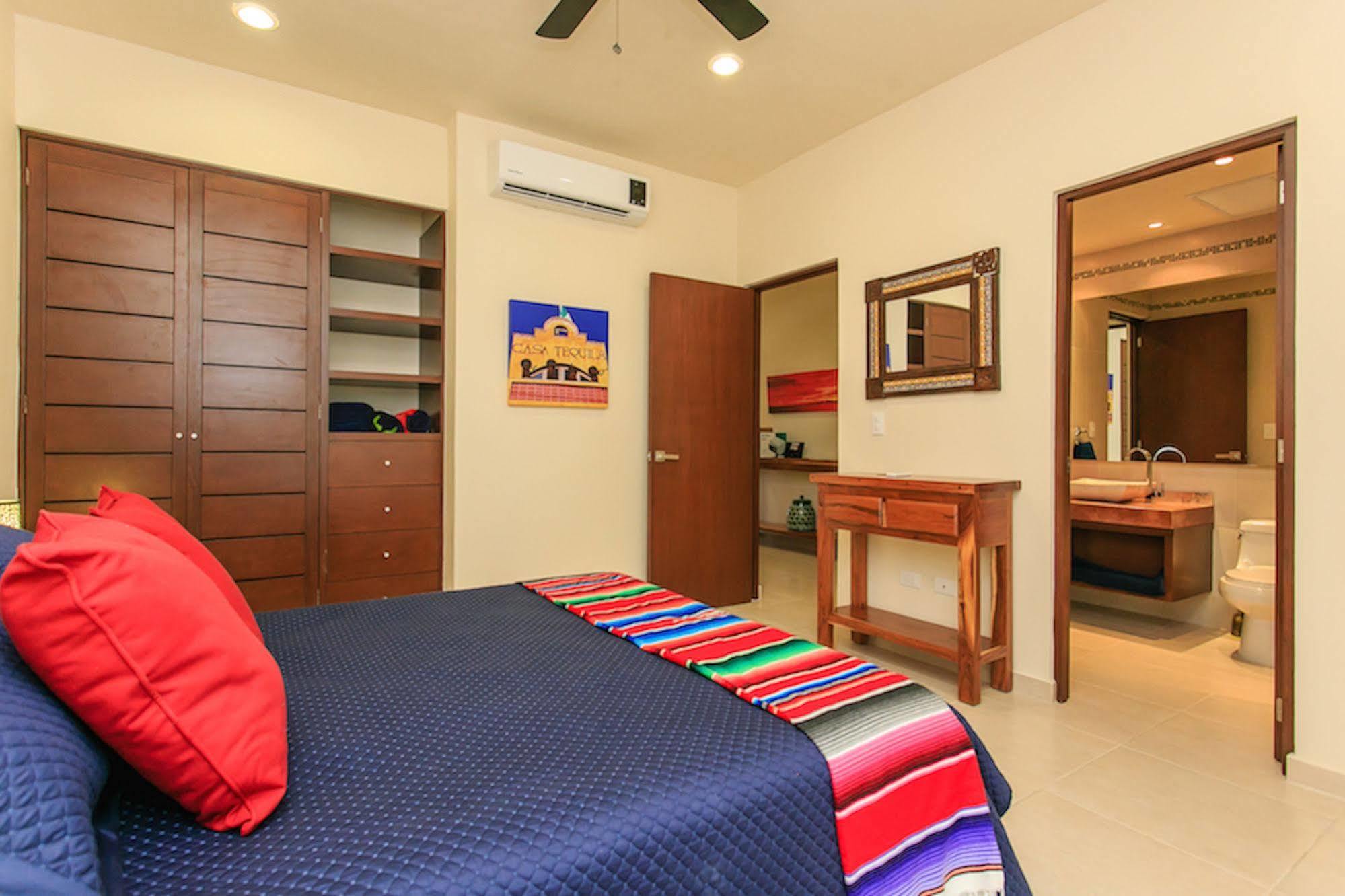 Hotel Perfectly Situated Between The & Town By Stella 3*