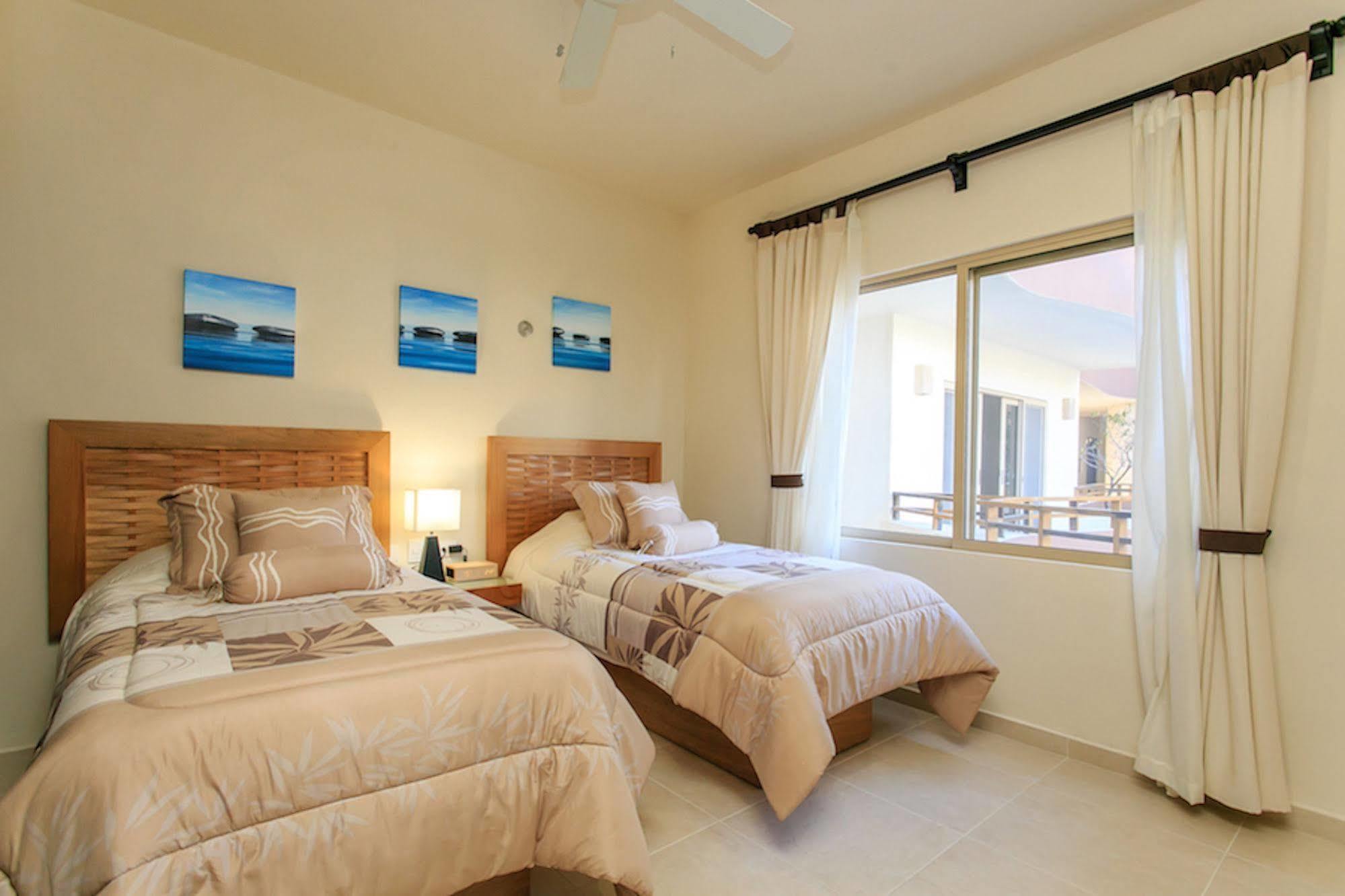 Hotel Perfectly Situated Between The & Town By Stella 3*