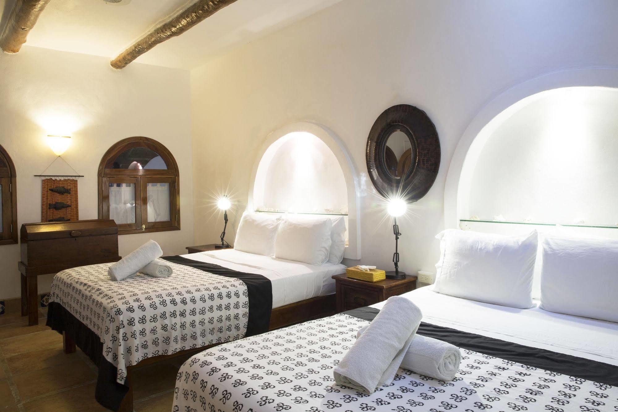 Hotel Yum Kin 4*