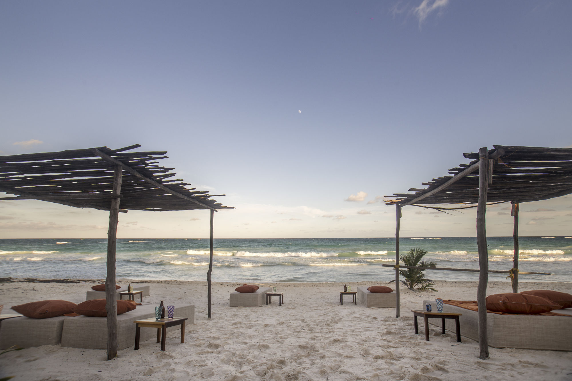 Arenablue Hotel 4*