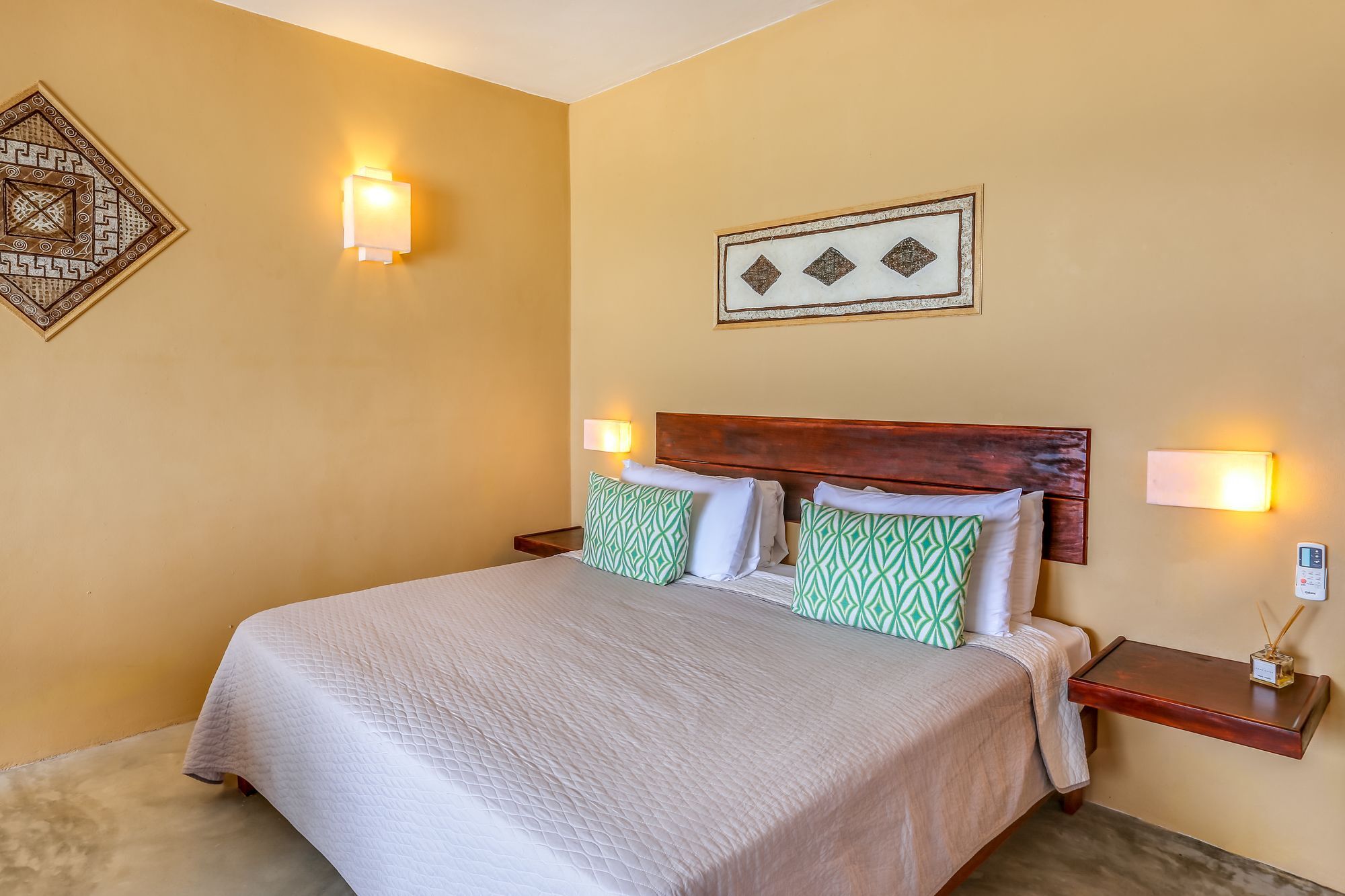 Arenablue Hotel 4*