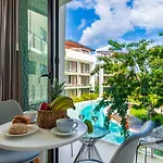 Hotel-Style Room In Condominium With Gym And Spa Included