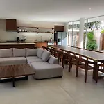 11BR I Hacienda Zalama
