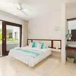 Intimo Resort - Clothing Optional