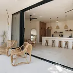 Tulipan Bohemian Villa