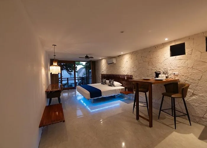 Retiro Maya Suites