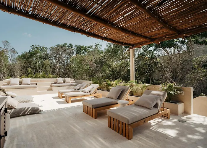 Tulipan Bohemian Villa