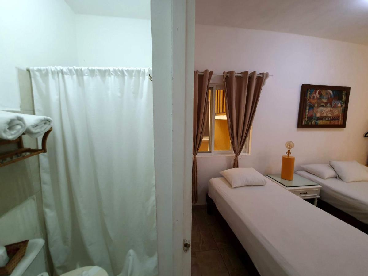 Hostal La Casona *