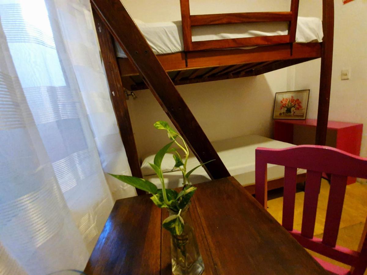 La Casona Hostal *