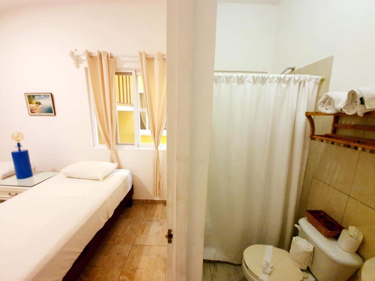 La Casona Hostal *