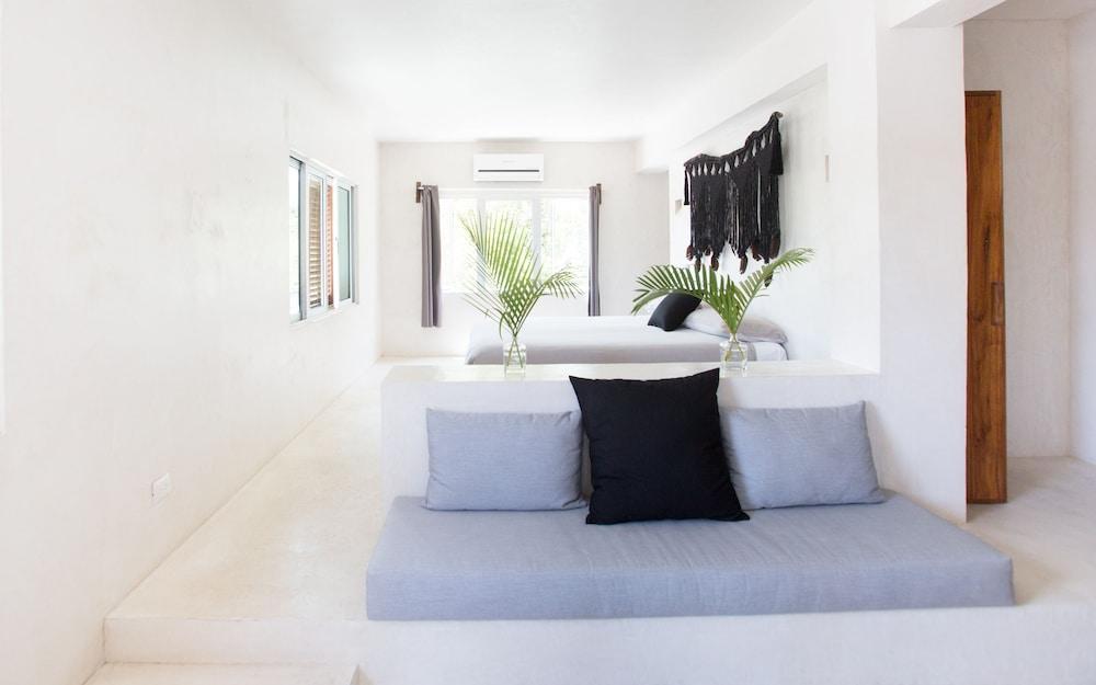 Townhouse By Amansala 2*