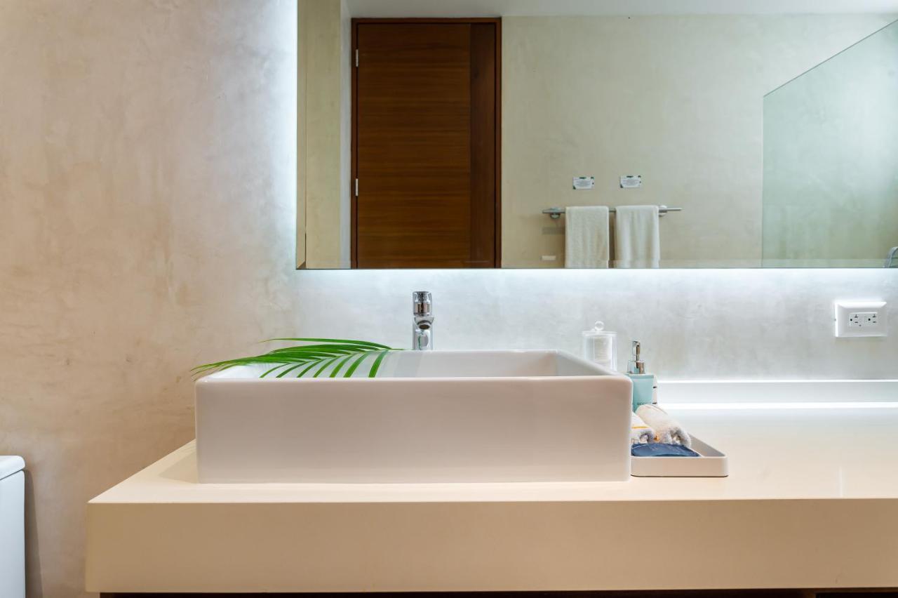 Hotel-style In With Gym And Included Apartment *