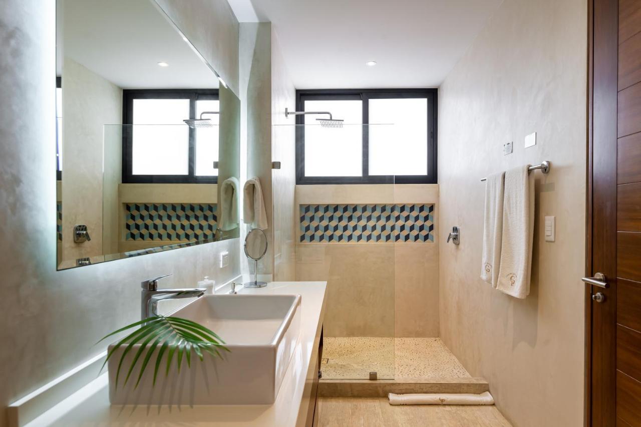 Hotel-style In With Gym And Included Apartment Tulum